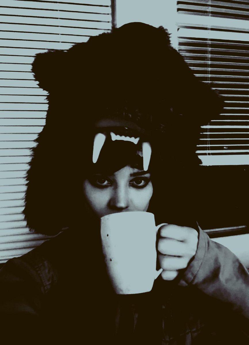 ✎ ⁺ 𝙻𝙾𝙸𝚂 𝙻𝙰𝙽𝙴﹒ tweet media