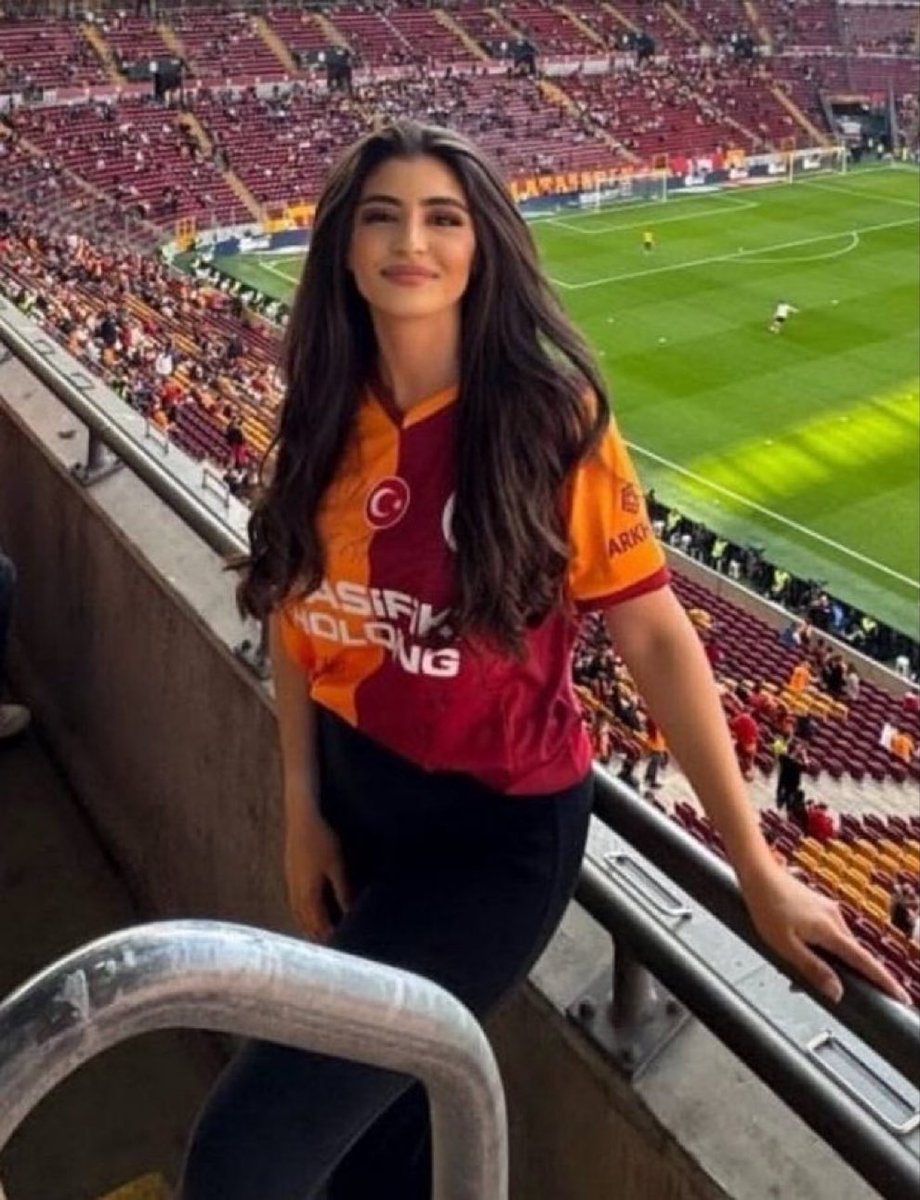 GELİŞMELERİ NİYE PAYLAŞMIYORSUN LAN! <a href="/merve_tokaz/">Merve tokaz</a>