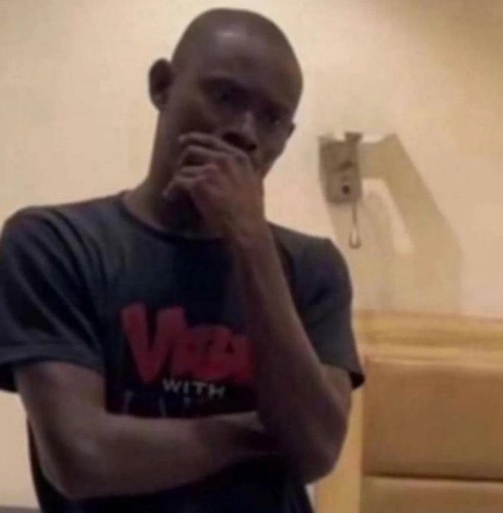 itshakmann's tweet image. Every struggling trader think say them go make am next year until the year starts 🥲💀