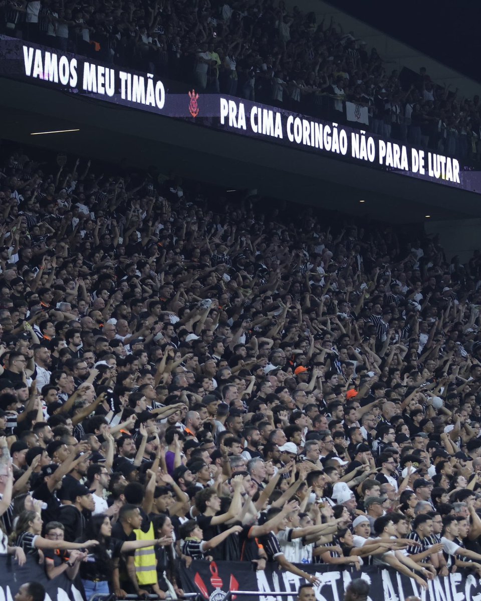 Fiel Torcedor atinge recorde histórico e consolida novo patamar de engajamento e confiança em 2025

Resultados são impulsionados por modernização tecnológica, reconhecimento facial, campanha de anistia e reconstrução da relação com o torcedor

Saiba mais 👉🏾