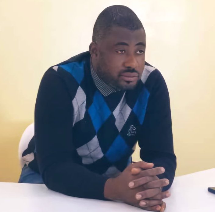 A l'instant venons d'apprendre l'enlèvement d'un des communicateurs du parti @Ensemble_Mk a Lubumbashi Mr, STÉPHANE SHISO. C'est de l'intolérance politique en #RDC🇨🇩 par ce régime Tshisekediste. Nous exigeons sa libération 😡😡😡