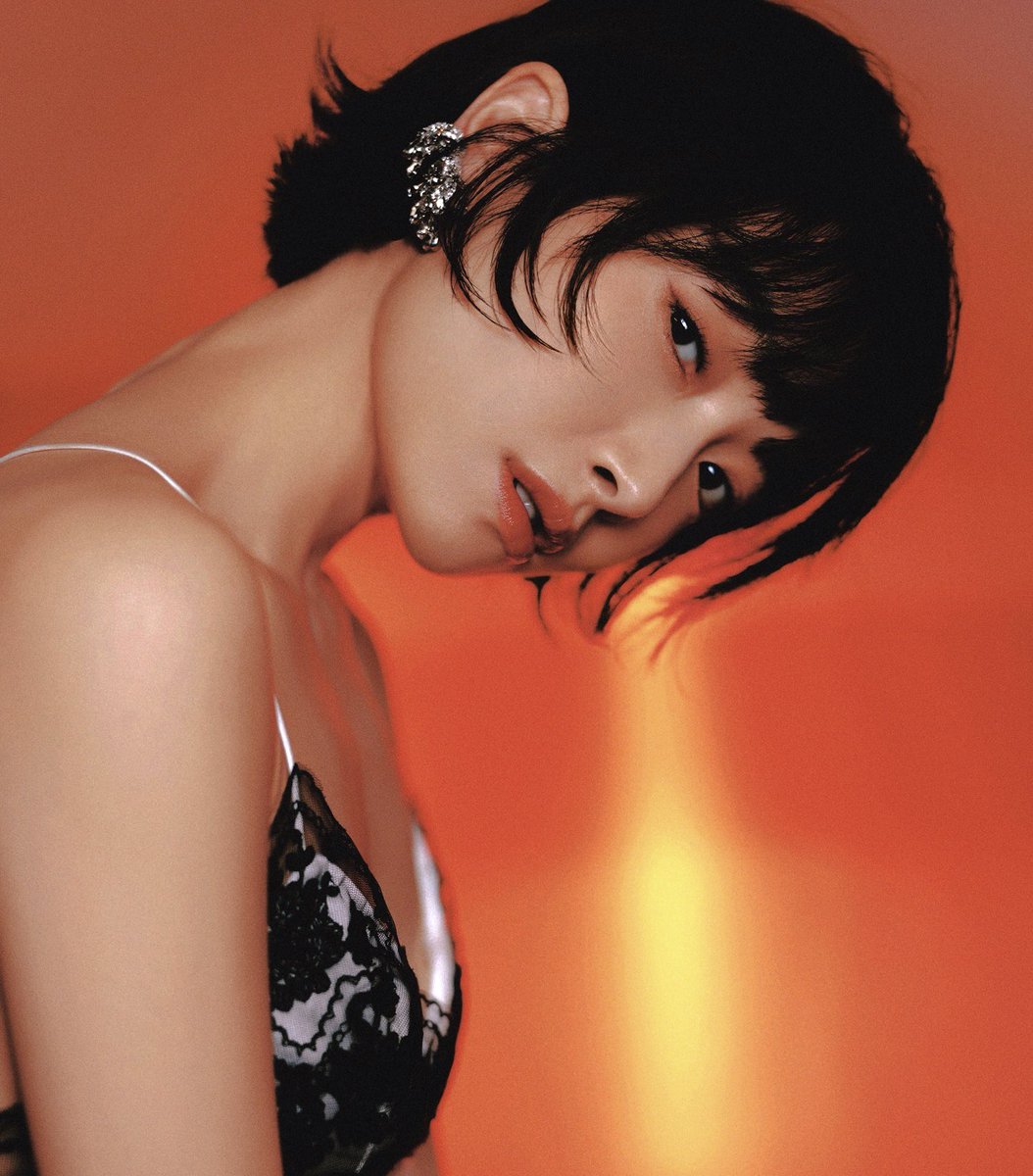 QIANLOOKS's tweet photo. https://t.co/0TKcEv6Kde