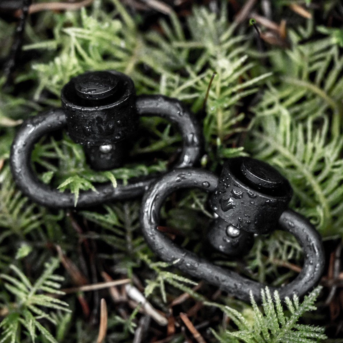 GrovtecUS's tweet photo. Winter is in full swing. Make sure your swivels can stand up to the conditions. Ours can. https://t.co/k1tSrptHiz