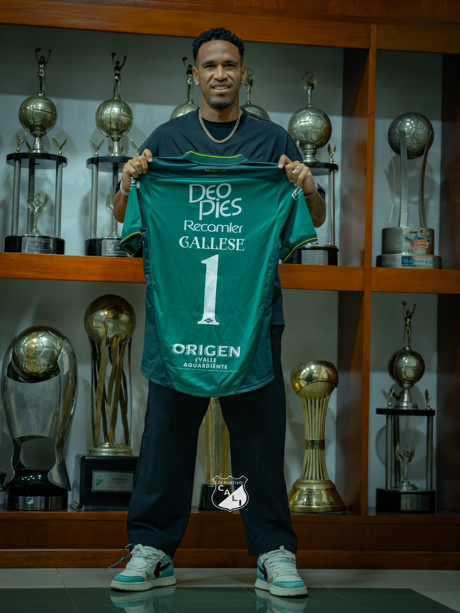 DeportivoCaliCP's tweet photo. Pedro Gallese firmó su vínculo con el Deportivo Cali 💚
Experiencia y liderazgo al servicio del arco Verdiblanco ⚽🥅 https://t.co/acQW86ml4t