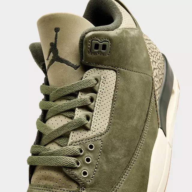nicekicks's tweet photo. Air Jordan 3 "Family Affair" is available for $165!

GO HERE 📲
JD Sports - https://t.co/KDfj9z9AdD
Finishline - https://t.co/wJdXyOfTgW https://t.co/dMZELhchL7