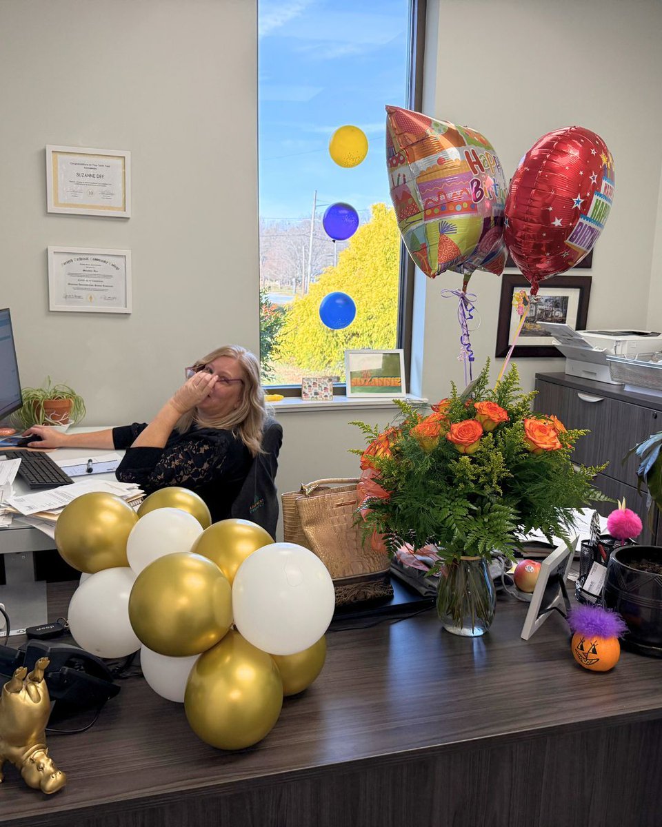 Surprise level: nailed it 🎉
We transformed Suzanne’s office into a birthday celebration—balloons, décor, and all the smiles. Because some people deserve more than just a card.
Happy Birthday, Suzanne! Thanks for all you do for the Apartment Dynamics team 💛
#AptDynamics #TeamAD