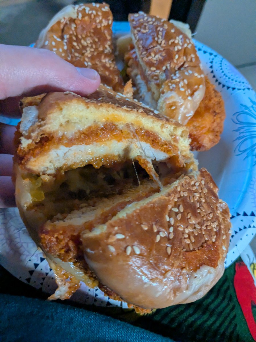 ColbyFan18's tweet image. Spicy chicken sandwich I cooked today with peppers jacks cheese