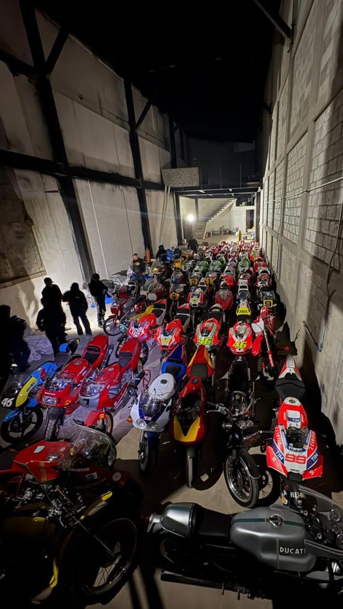 Le FBI découvre des motos appartenant à Márquez, Rossi et Lorenzo, d'une valeur de 32 millions de livres sterling, cachées par un ancien athlète olympique