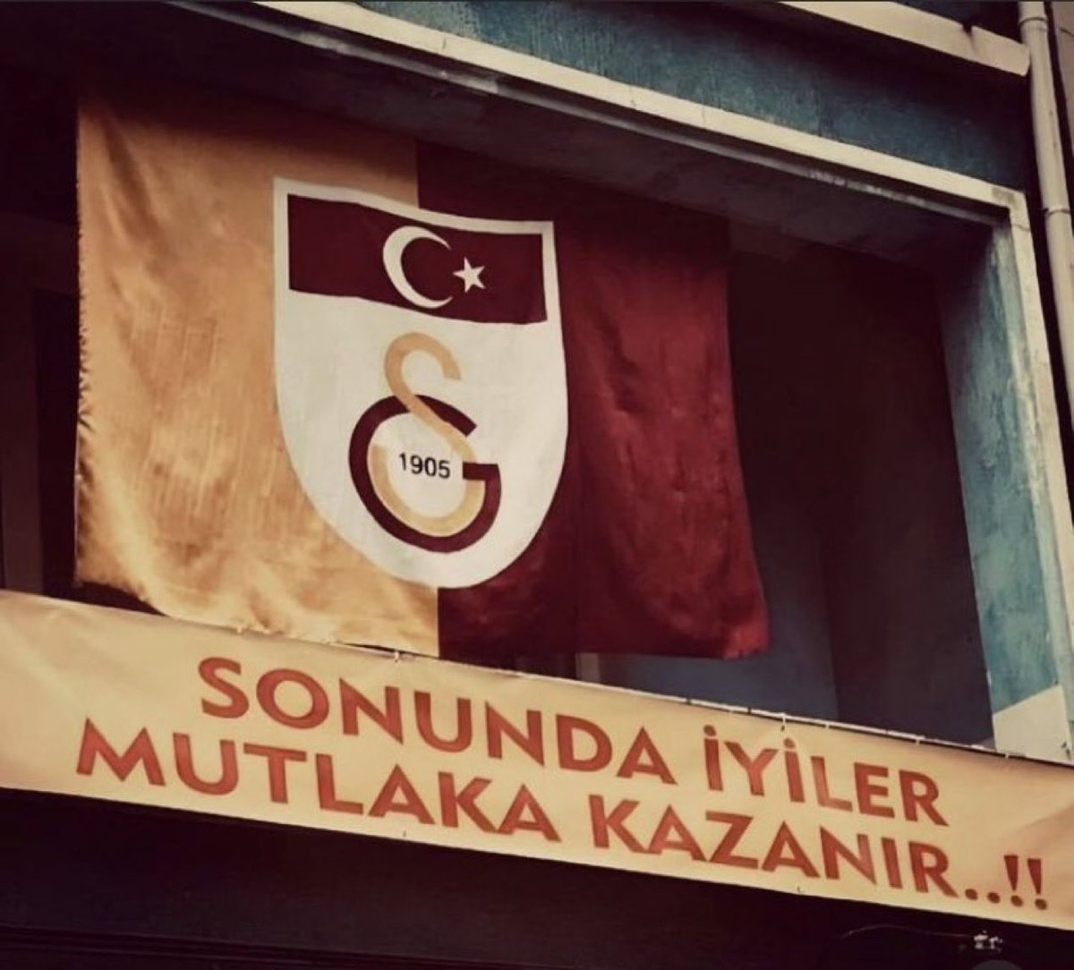 EmreKoc43's tweet photo. #ErdenTimurYalnizDegildir 
Herkesin adaleti şaşar Allahın adaleti asla. https://t.co/eF6OFfOMly