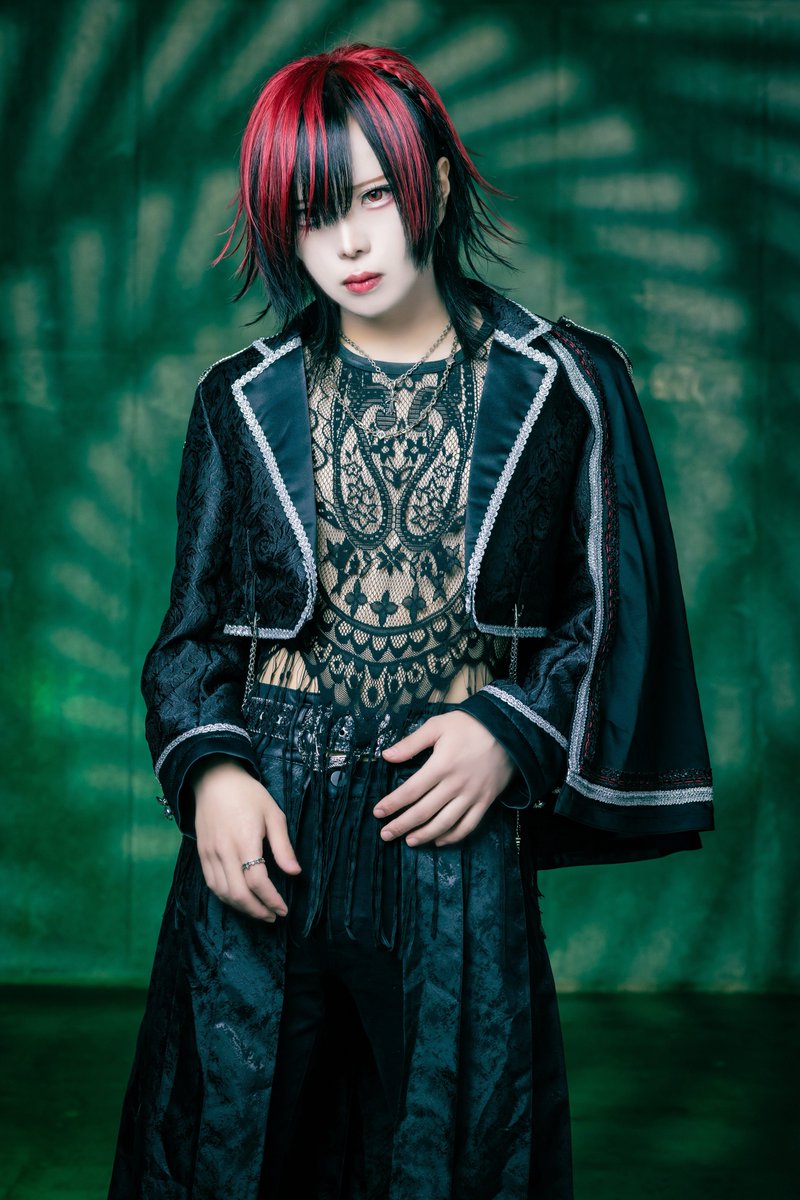 にゃんにゃーん🐈‍⬛🎀