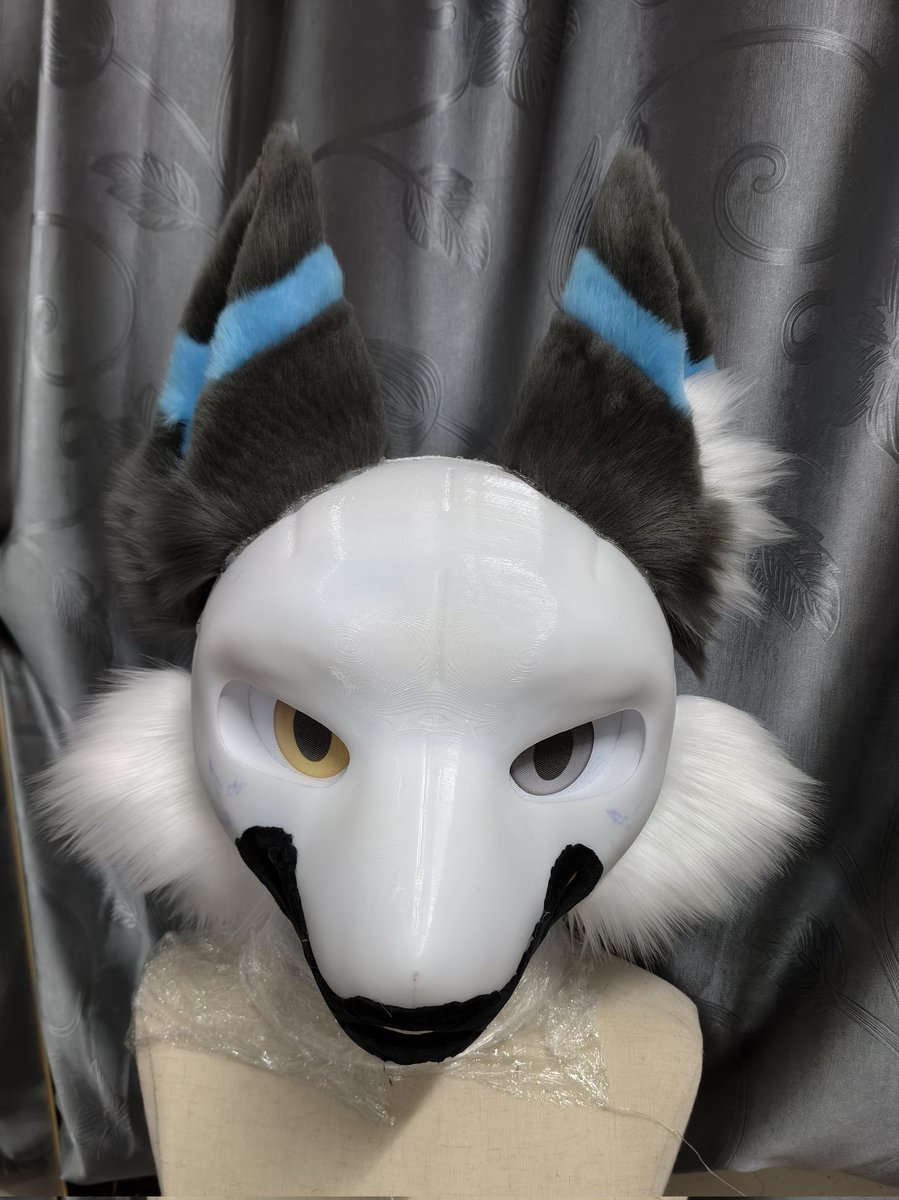 ears
#fursuit #fursuitmaker