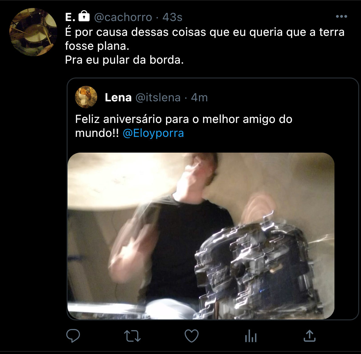 Laurii tweet media