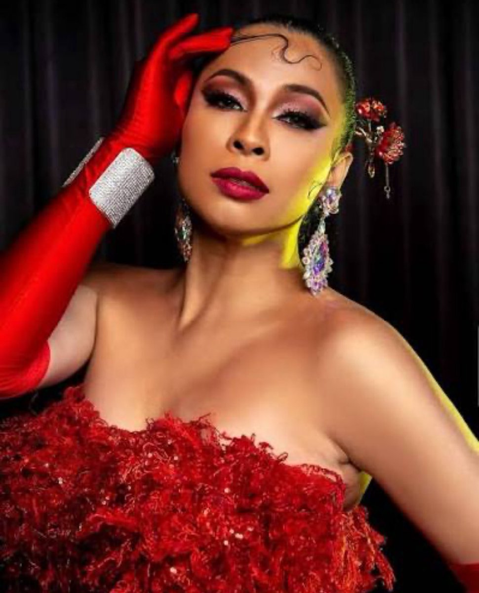 Drag_Crave's tweet image. Meannie Minaj has changed her stage name to "Meannie B" following the recent events surrounding the inspiration for her original name, Nicki Minaj.