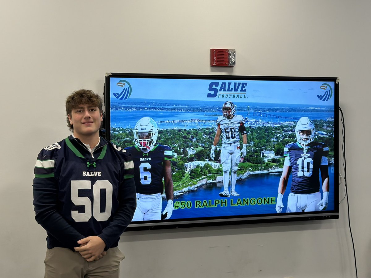 R_Langone_fb_Nj's tweet photo. Had a great visit at Salve Regina University today. I really enjoyed touring campus and meeting the coaches and building our relationships further. Thank you so much @CoachDeLade for the invite! @ethan_jeros @MendhamFootball @CoachJoeRozell https://t.co/OznWCBDhnW
