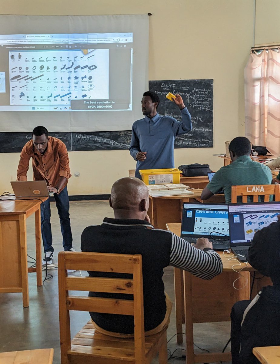 coderina_rw's tweet photo. Day 4
Today we focused on assessing the Innovation Project through rubric review and mastering robot movements, concluded with an exciting mini team challenge.
#TeacherCapacityBuilding https://t.co/7L8hGJHNkY
