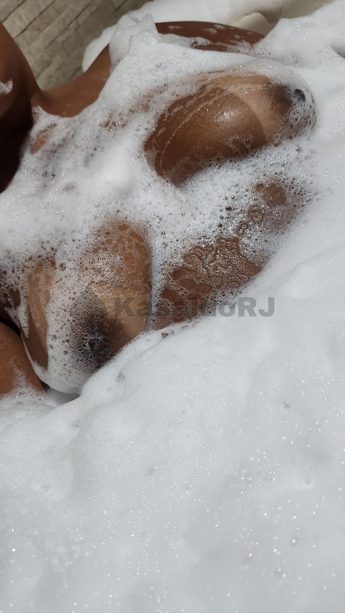 Sdds animar esse site com a raba dessa safadaaa. 🌚😏

hotvips.com/KasaldoRJ