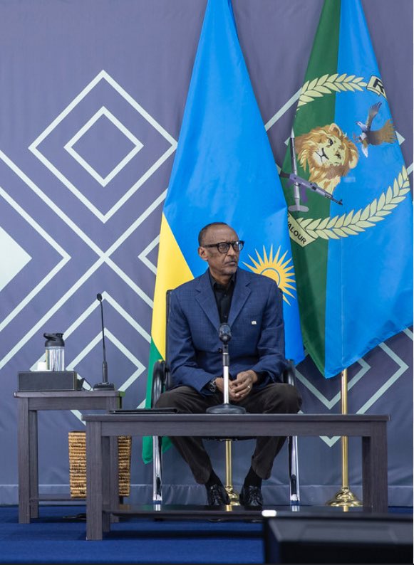 KwizeraEtiennee's tweet photo. The president of Rwanda 🇷🇼 H.E Paul Kagame 

Let's show him love ♥️ https://t.co/Y4GCXPP4Sz
