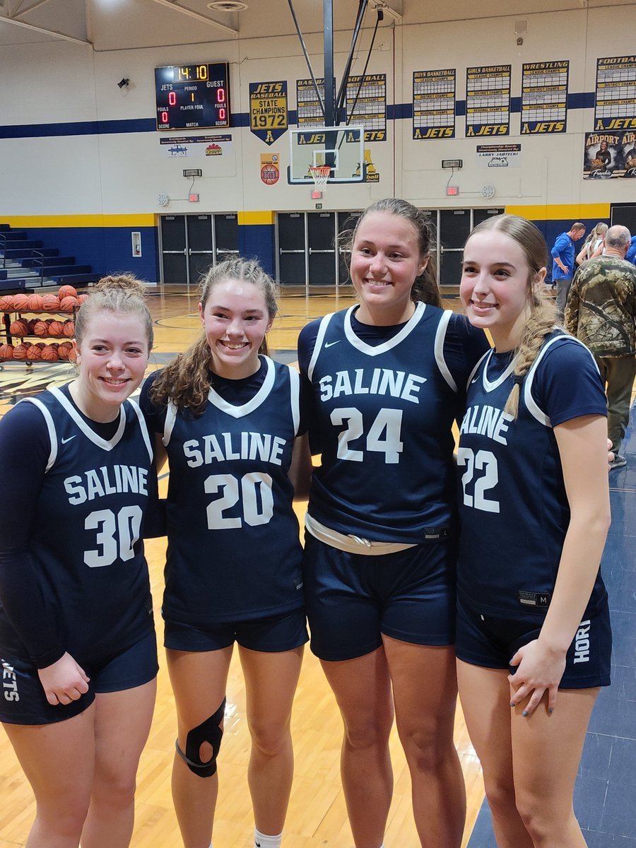 TheMRR7's tweet photo. Game 3:
Saline scored the first 17 points of the game, but Carlson outscored them 22-12 the rest of the half to pull within 29-22 heading into intermission.  Saline did not allow Carlson to score twice in a row at any point during the 2nd half and slowly built the margin up (despite a 5-pt run being their largest of the half) to win 58-37.

Saline had 4 players in double-figures with sr Wayne State signee Keira Roehm (pictured, #30), 6'2" jr Harper Backus (pictured, #24), soph Halle Powell (pictured, #20), and 6' soph Myla Talladay (pictured, #22) combining for 54 points and 36 rebounds.  Roehm hit 4 3-pointers to lead the way with 19 points, while adding 7 rebounds.  Both Backus (14-&-13) and Powell (11-&-10) posted double-doubles, while Powell also had a game-high 5 assists.  Talladay chipped in 10 points and 6 rebounds.

Soph PG Jillian Farago (pictured, #0) scored in a variety of ways off the dribble doing a good job of reading the defense and making the right scoring/passing move, especially coming off the ball screen; she led Carlson with 14 points.

Unofficial Stats:
For @SalineHoops :
Sr @WSUWarriorsWBB commit @KeiraRoehm (5'7" G) w/ 19p-7r-3a w/ 4 3-pts

Jr @HarperBackus (6'2" C) w/ 14p-13r-3b

Soph @HallePowell20 (5'8" PG) w/ 11p-10r-5a

Soph @MylaTalladay (6' F) w/ 10p-6r

For @CarlsongirlsBB :
Soph @JillianFarago0 (5'6" PG) w/ 14p-5r-3s

Fr @ABurgei44396 (5'8" G) w/ 7p-4r-4s

Sr Ashley Farnsworth (5'6" W) w/ 6p