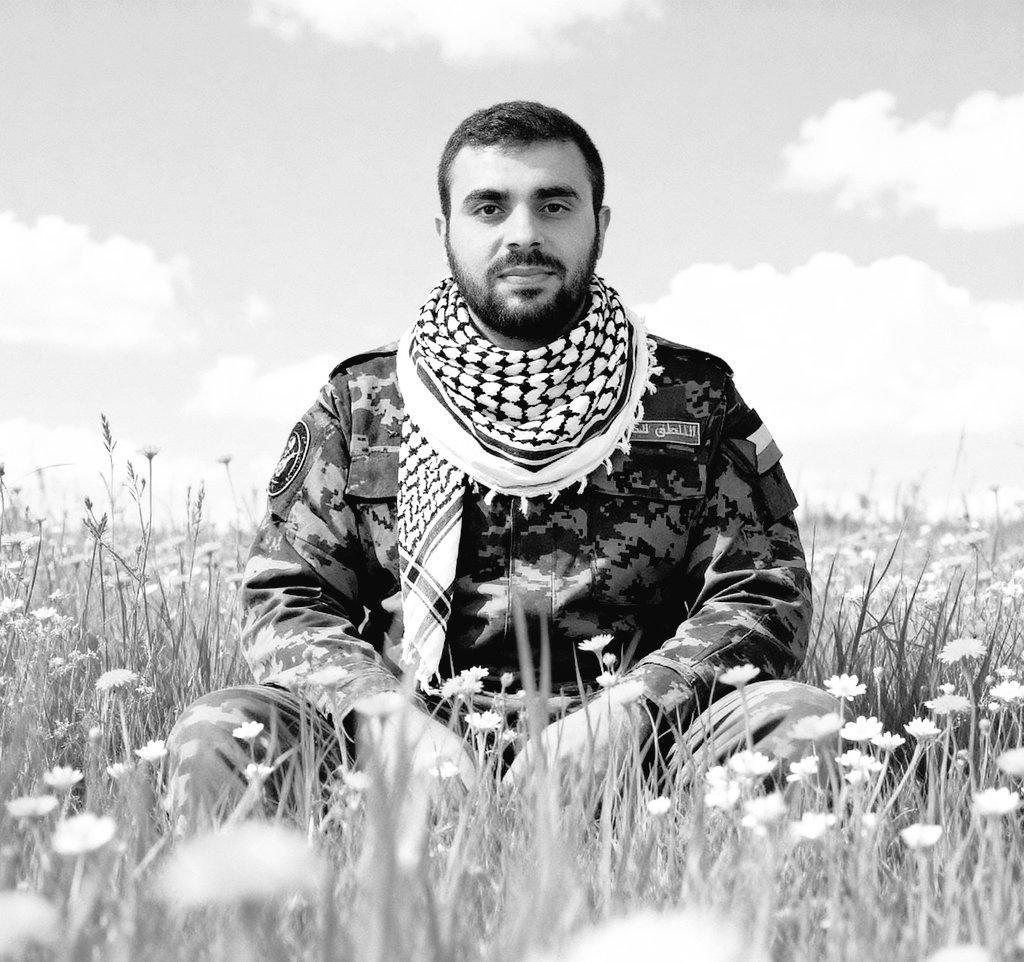 Onurlu mücadele etmeyi, 
Tüm dünya SENDEN öğrendi...

Kabrin NUR, 
Mekânın Cennet olsun. 

Peygamber efendimize komşu olasın inşallah...

.
~♡~
.

#Ebu_Ubeyde  🤍🥹🤲