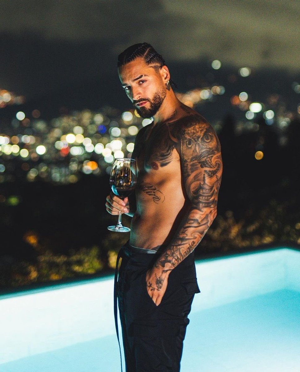 BrazenResolute's tweet image. Breaking all the rules and tearing down all the walls. All in the name of fun.