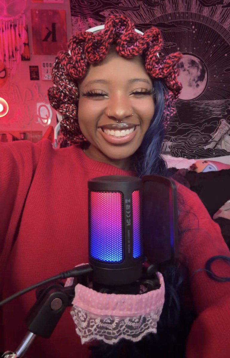 we're back on PEAK w/ <a href="/MrDeeko27/">Deeko</a> <a href="/DestroyerLu/">800 Pound Evil Ass Peanut Monkey</a> <a href="/InNeeWeTrust/">Princess Nee 🩷</a> and <a href="/KallMeKido/">Kido 👑✌🏽- KYNG II OUT NOW 🚨</a> !!! twitch.tv/fromkdwithluv