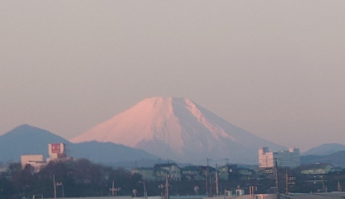 squawk772ER's tweet photo. 久しぶりに富士山見たけど、やっぱりきれい。 https://t.co/xASaptywz6