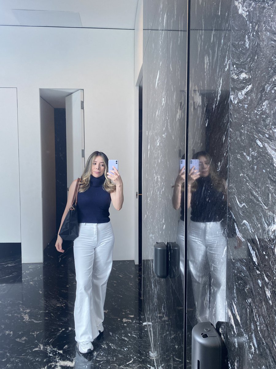maylinmishel's tweet photo. New look 💆🏼‍♀️ https://t.co/HTPAsg4Wwe