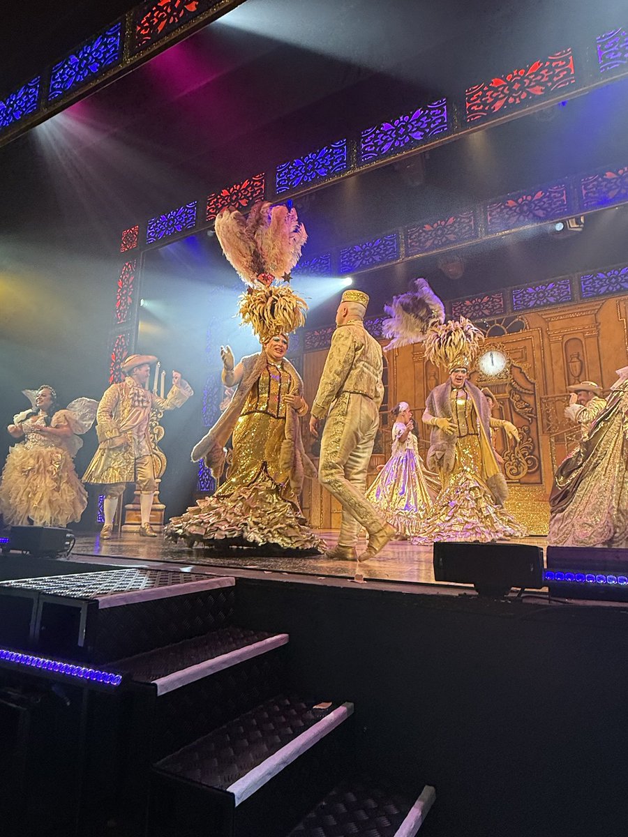bongiovim's tweet photo. @Samrabone Another great panto and your outfits were amazing as always! https://t.co/JaOBNWucFs