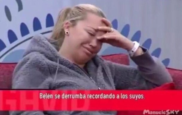 BarcoAiteda's tweet photo. @Ana_fb04 @vanesa_folana03 Somos una familia. No seremos la mejor, ni la peor, pero somos una familia :') https://t.co/I5FGjABc7x