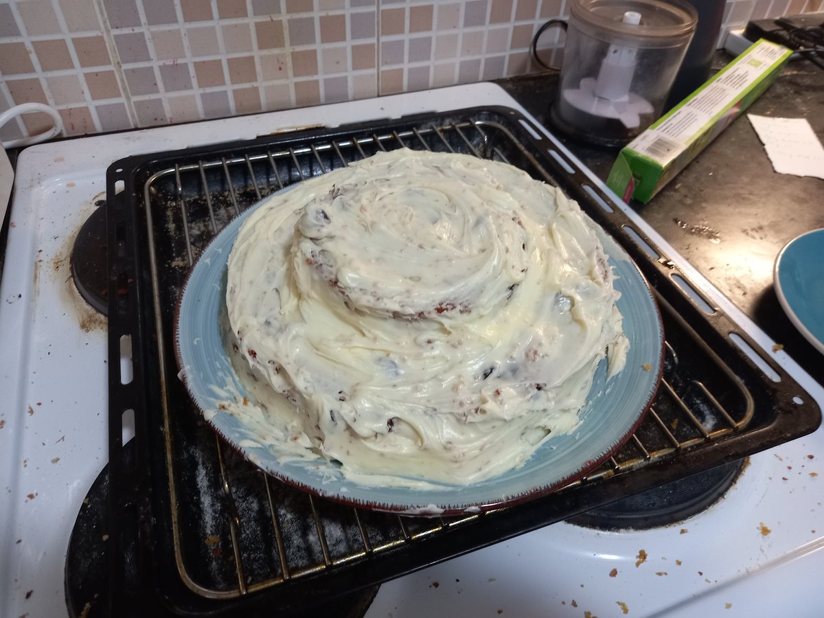 I_Am_CyberSmith's tweet image. I baked a multilayer fruitcake! Thanks to @Grok for help with the ingredient ratios.