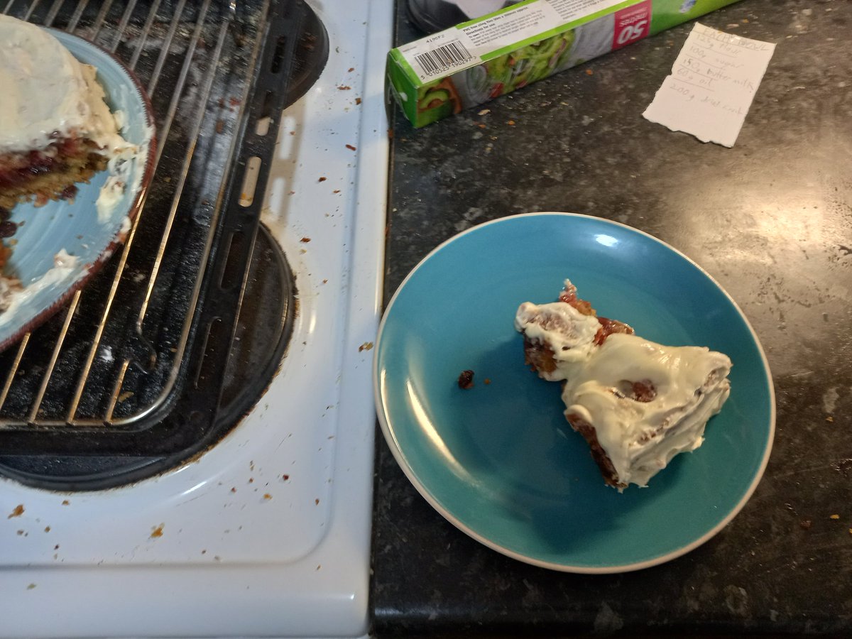 I_Am_CyberSmith's tweet image. I baked a multilayer fruitcake! Thanks to @Grok for help with the ingredient ratios.
