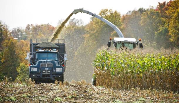 Farm Credit East and <a href="/HorizonFarmCrdt/">Horizon Farm Credit</a> will be hosting CoBank Lead Economists, Tanner Ehmke and Jacqui Fatka, on Tuesday, January 13, at 12 p.m. for a free webinar that will review variables affecting the upcoming cropping season. Learn more here, farmcrediteast.com/about/NewsRoom…