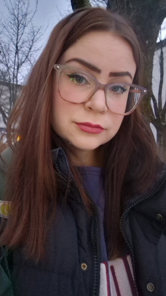 PrincessMikeyla's tweet photo. Cold burr keep me warm https://t.co/xxYSm2hHim