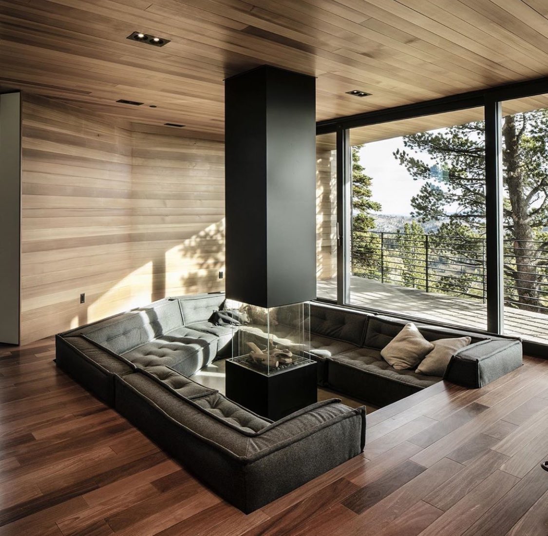INTERIORPORN1's tweet photo. Sunken living room concepts are uniquely beautiful https://t.co/hYsoAd427y