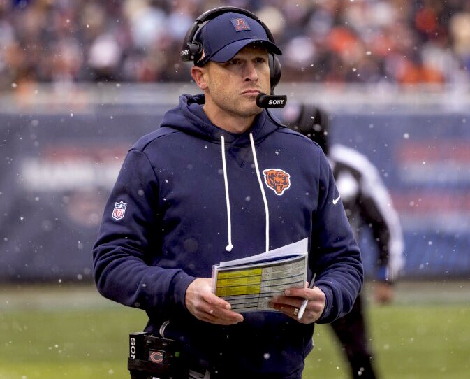 HC Ben Johnson has no plans to rest his starters for the final game of the season with the No. 2 and No. 3 seed at stake for the Chicago Bears: 

“We’re playing to win this week.” - Ben Johnson 👀

via <a href="/CourtneyRCronin/">Courtney Cronin</a>