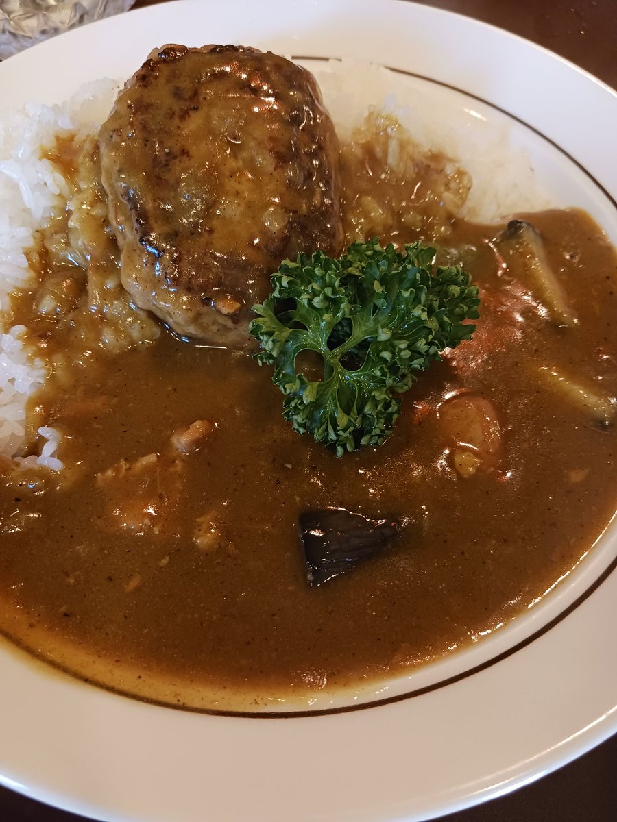 あいみて tweet media