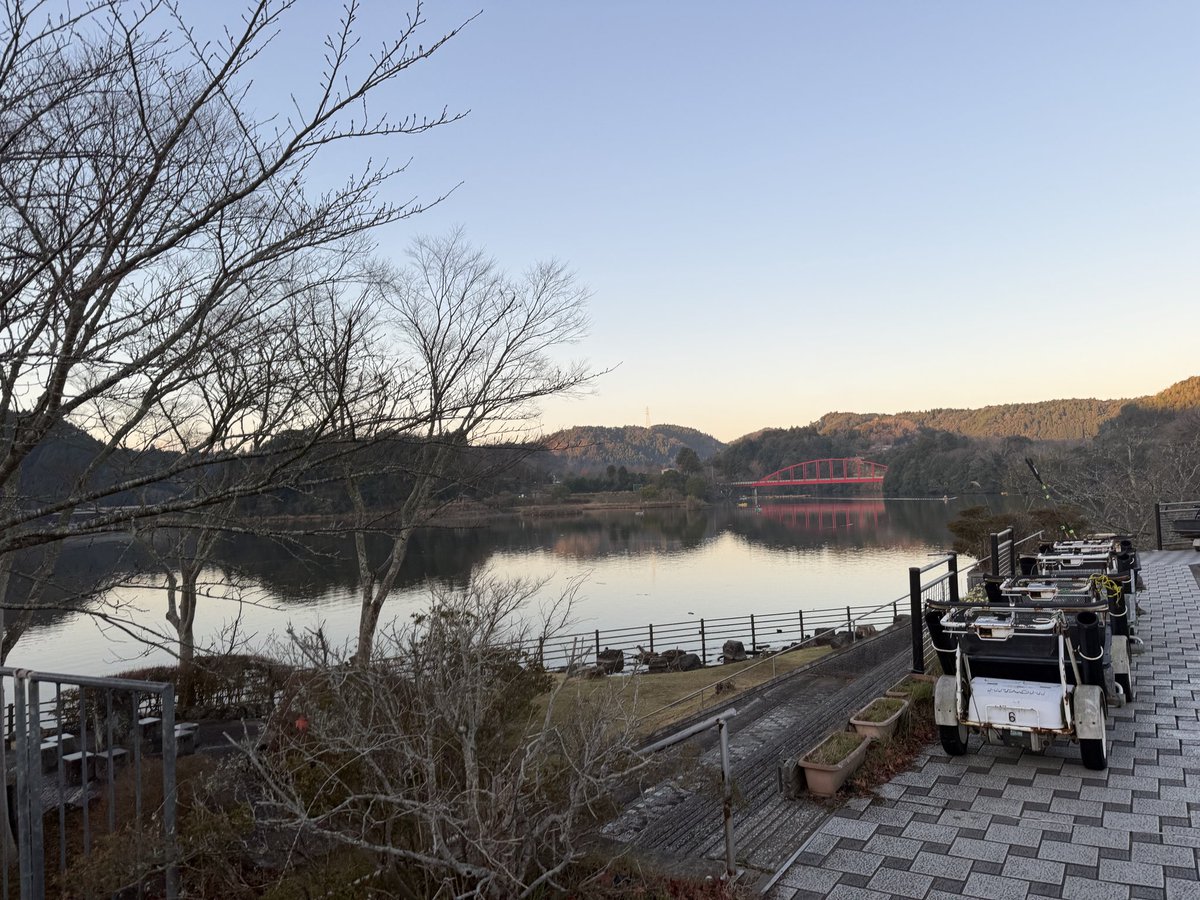 fuzzfact's tweet image. 年内最後の釣行は亀山ダム
のんびりスタート(準備が遅いだけw)
釣り収まるか？