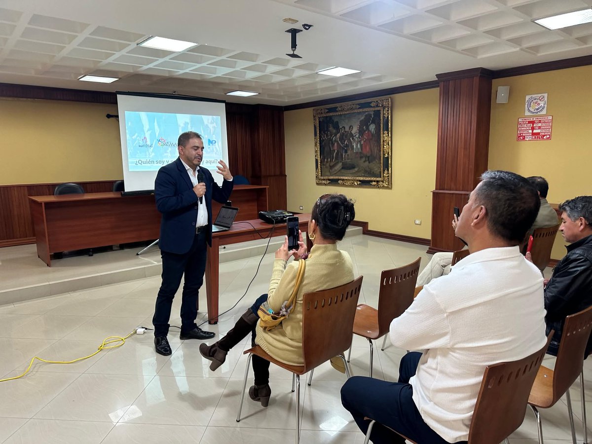 🕊️ <a href="/MasPeriodismo_/">Fundación Más Periodismo</a> agradece a la Diócesis de Loja por la invitación a la 59.ª Jornada Mundial de la Comunicación Social, presidida por Monseñor Walter Heras, obispo de Loja

Renovamos el compromiso con una comunicación ética y humana.

#SemanaDeLaComunicación
#AñoJubilar2025