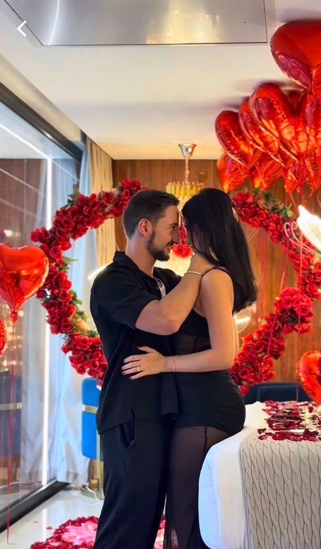 Eles são tão bonitinhos juntos que dá vontade de gritar AAAA.