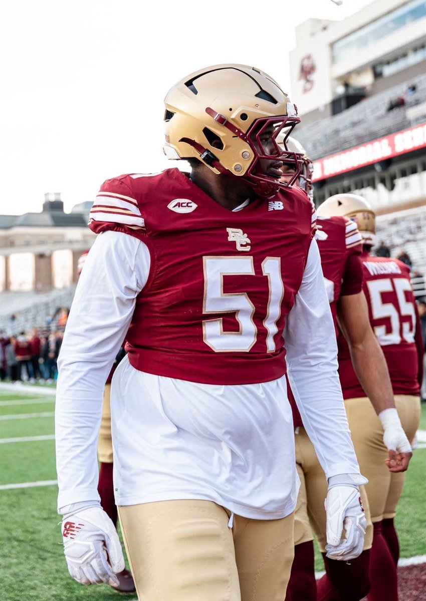 TransferPortal's tweet photo. Boston College DT Sterling Sanders is entering the transfer portal, his reps @nilsonsports tell @SWiltfong_ and @PeteNakos. 

The 6-foot-5, 300-pound defensive tackle has years of eligibility remaining.

https://t.co/kSYG7dZ8sR https://t.co/3zA8GDeTOa