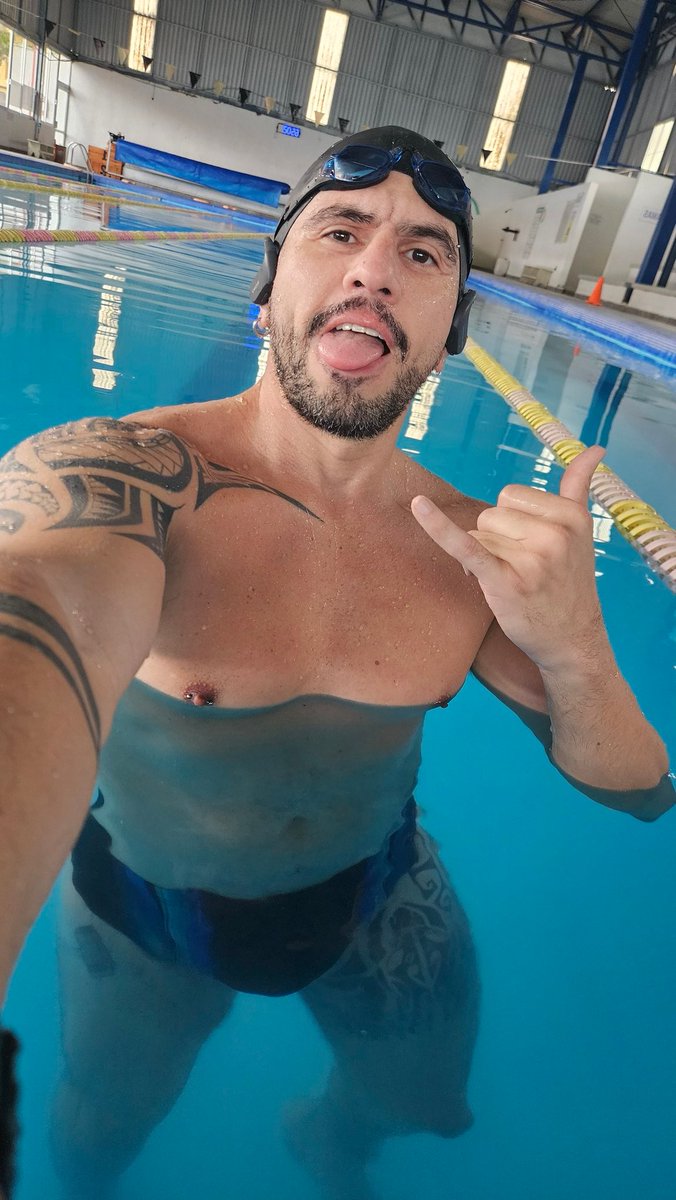 Fares 👽 tweet media