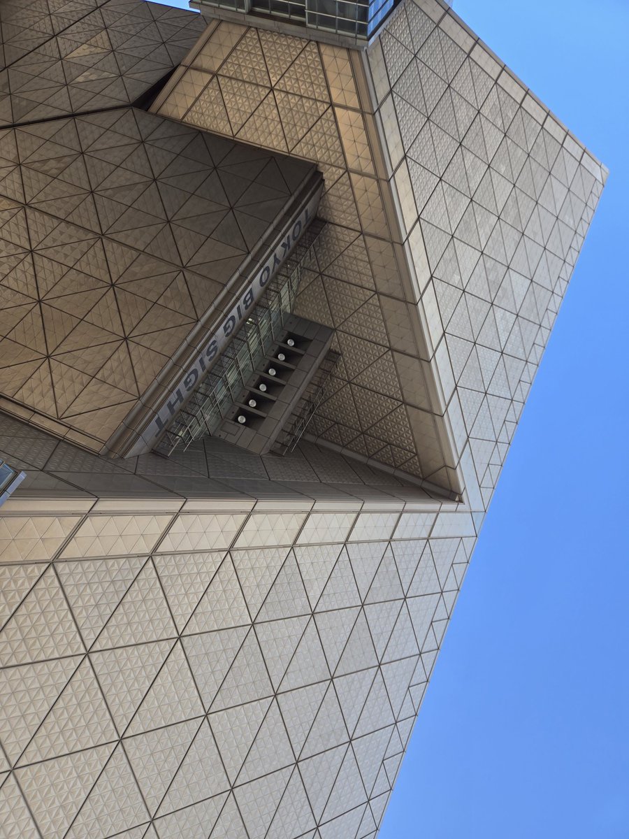 撤退！買いたいもの買えた！明日行く人は健康に気を付けて～
#C107