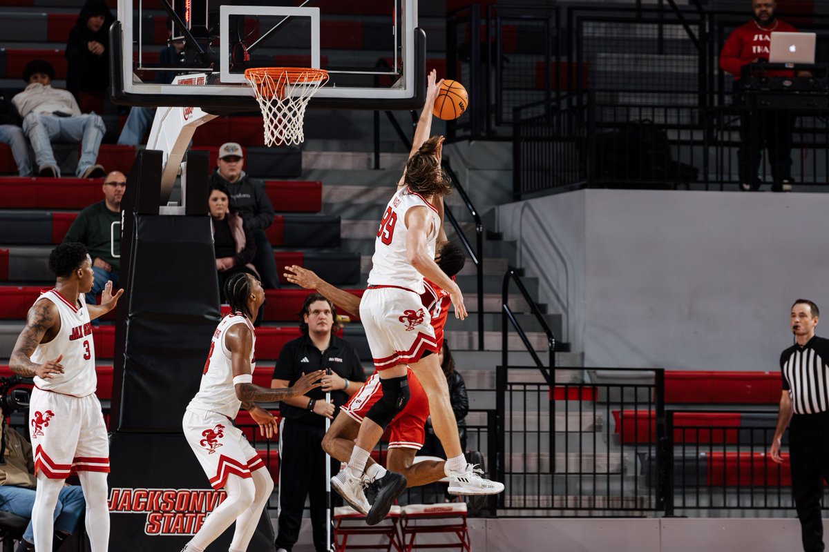 JaxStateMBB's tweet image. 1⃣-0⃣ in @ConferenceUSA Play ‼️

#StayCocky 🐔 | #FearTheBeak 👌