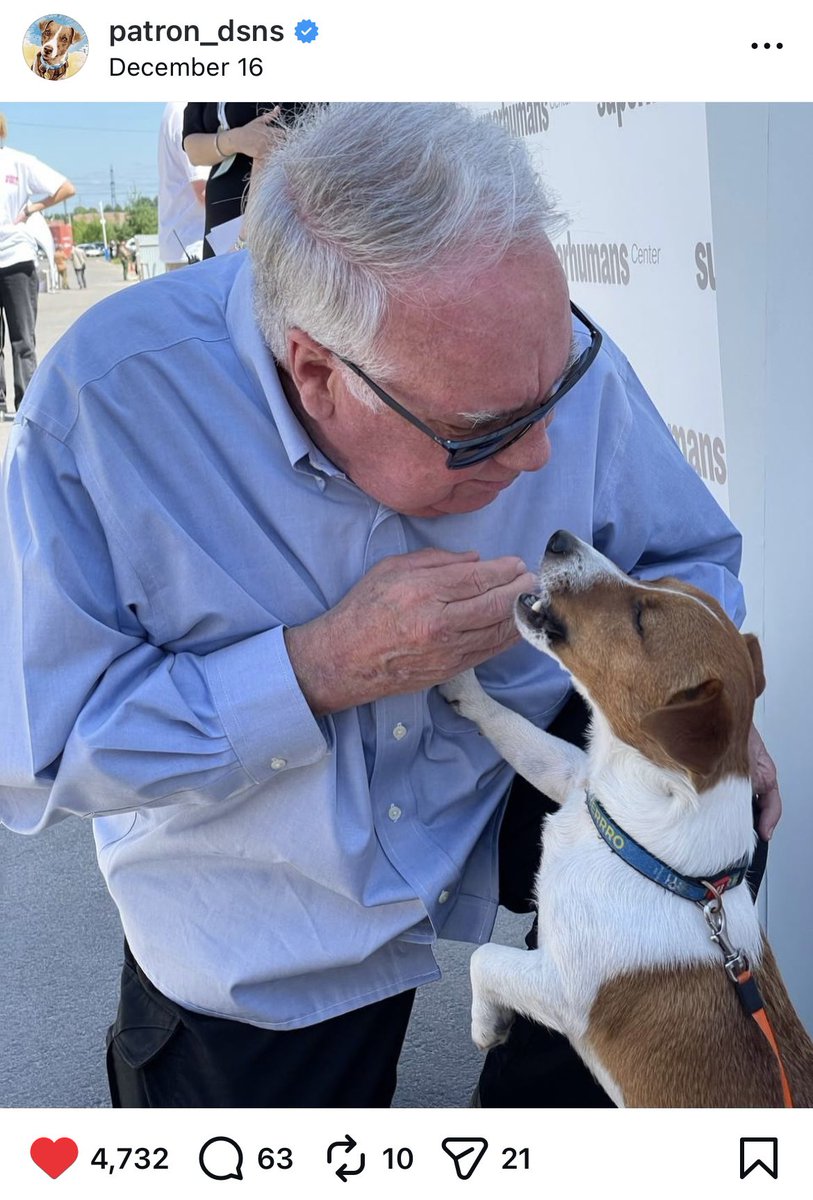 RealJakeBroe's tweet image. Howard Buffett was able to meet Patron the Ukrainian bomb sniffing dog!

The Buffett Foundation has donated over a billion dollars in support of Ukraine the last 4 years.
