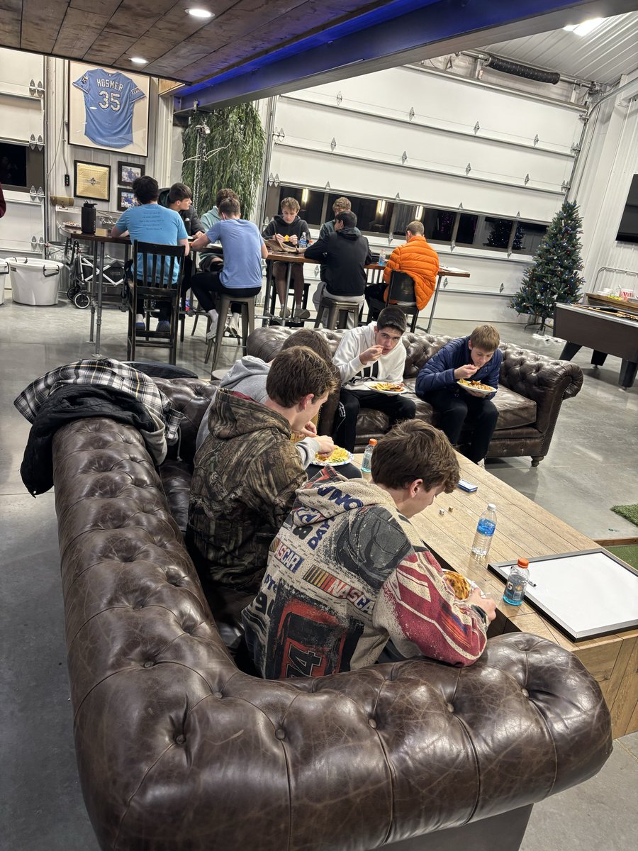 SMC Basketball tweet media