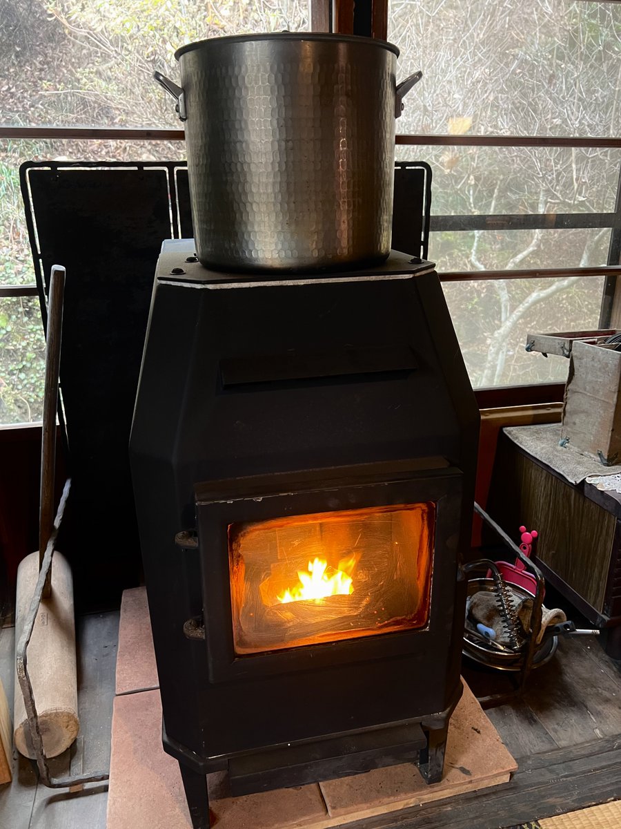 moaton's tweet image. 古民家で蕎麦食う 💯