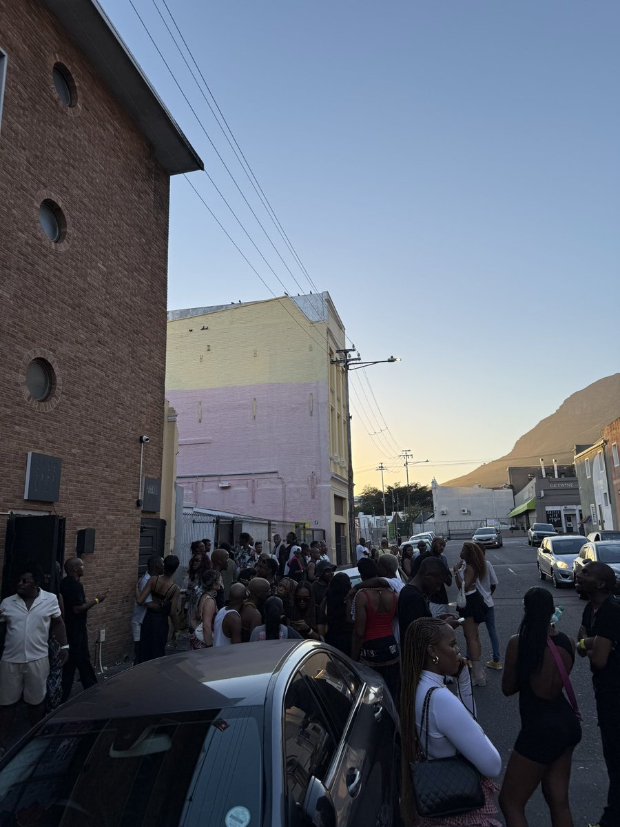 Teddynkonde's tweet image. GM 🤍