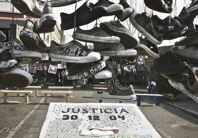 seenojolimon__'s tweet image. 21 años de la tragedia no natural más grande de nuestro país, República de Cromañón.
La memoria sigue presente.
No fue un accidente, fue abandono, fue desidia, fue un estado y un sistema que fallaron.