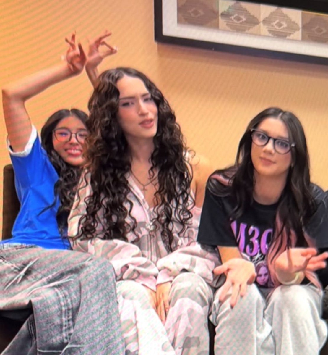 Dani type btw (hot nerds)