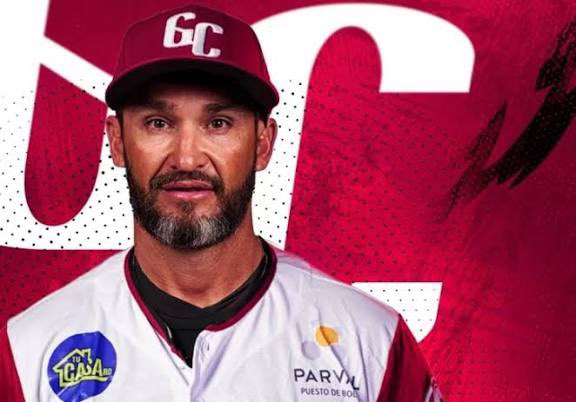 Según mis fuentes, José Leger ha sido despedido de su puesto en pleno playoff #Gigantes